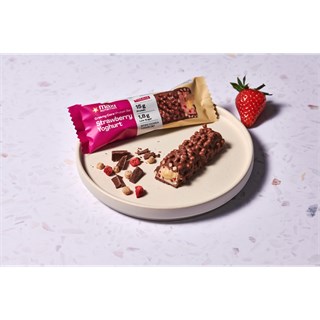 Creamy Core Protein Bars 12 x 45g - Strawberry YoghurtAlternative Image2