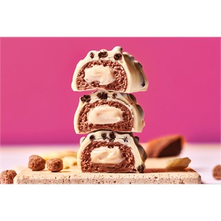 Creamy Core Protein Bars 12 x 45g - Chocolate Cookie & Milk (BBD: 29/06/2023)Alternative Image3